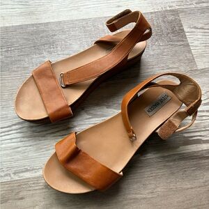 Steve Madden Women's Brown Leather Wedge Sandals Adjustable Strap Size 9